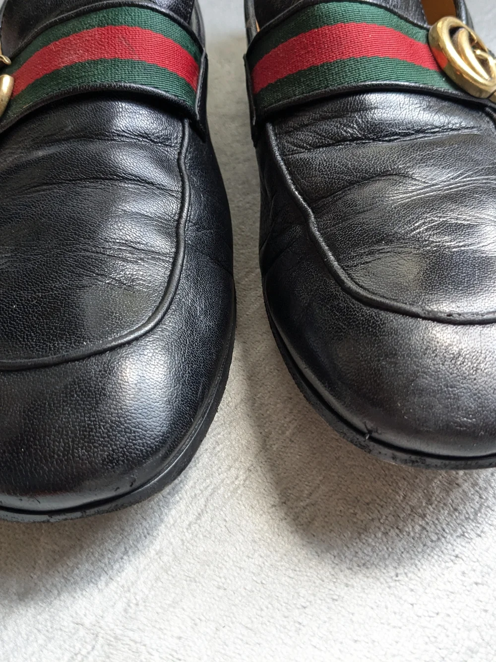 Gucci Black Leather Men's Loafers with Green-Red Web and Gold GG US 9.5